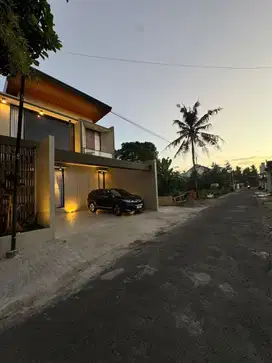 rumah baru aesthetic full furnished Purwomartani bandara toll