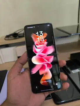Samsung galaxy z flip 3 5G 8/128 gb