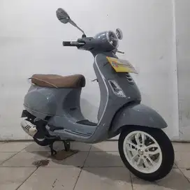 LIKE NEW VESPA LX 125 I GET TH 2025 ISTIMEWA BISA CASH KREDIT