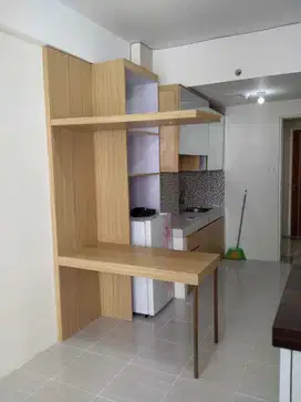 Disewakan Apartemen Puncak Dharmahusada 2BR jadi 1BR Luas36 MERR UNAIR