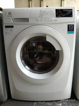Mesin cuci Electrolux front loading