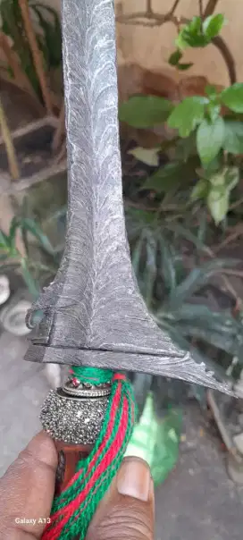 Keris sempaner lurus