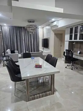 Dijual Apartemen The Peak Tunjungan Plaza