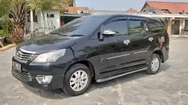 Innova G Luxury manual bensin th 2012 vin 2011