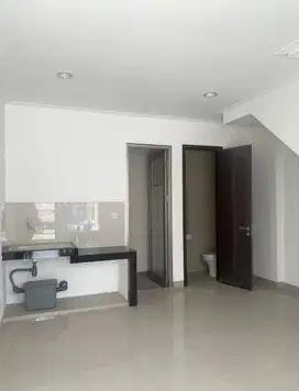 Dijual  Rumah PIK 2 Depan Pantai Indah Kapuk Ukuran 4,5x10 3 Lantai 3