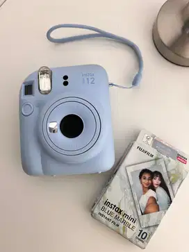 Fuji Instax Mini 12