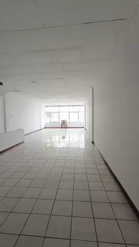 Sewa Ruko  Mainroad Peta Kopo Kencana 3 lantai Negotible strategis