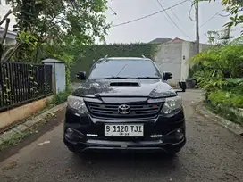 Fortuner VNT TRD 2014 Hitam