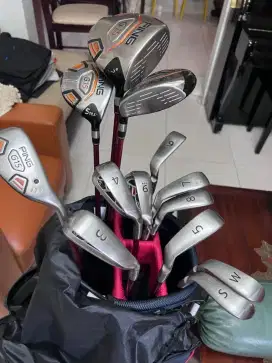 1 SET STICK GOLF MERK PING G15