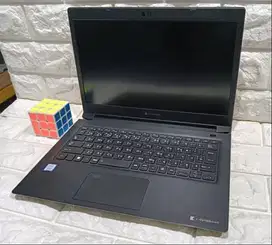 Laptop toshiba dynabook S73 slim ringan core i5 gen 8 ram 8GB RA-RTA