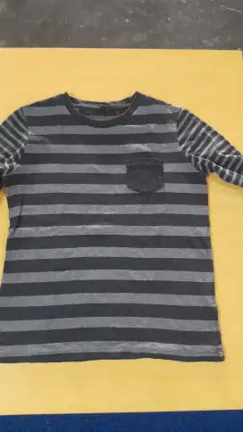 Jual kaos anak salur dari uniclo