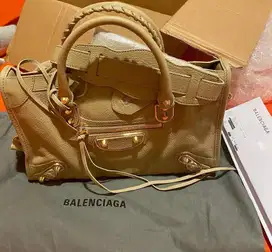 Dijual tas balenciaga original