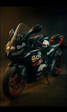 Dijual Motor Suzuki GSX-R 150 Tahun 2022 – Keyless