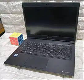 Laptop core i5 gen6 Toshiba Dynabook R73 Layar 13 inch RA-RTA