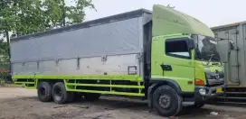 Hino Lohan 500 FL 235 JW Wingbox 6×2 Euro2 Bio Solar Turbo 9.8 mtr