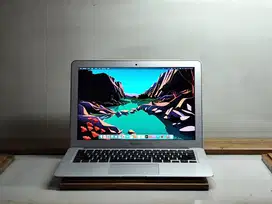 Apple Macbook Air 13 2015 MMGG2 Core i5 8GB/256GB 13 inch Laptop Mac