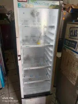 Di jual cepat showcase like now politron