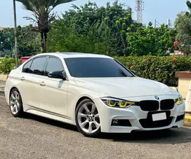 BMW F30 - 335i Tahun 2012