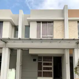 Disewa Rumah Pik 2 dekat Tokyo 2 Lantai