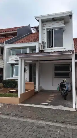 Disewakan Rumah di Kota Baru Parahyangan, Nyaman SHM Tatar Mayangsunda