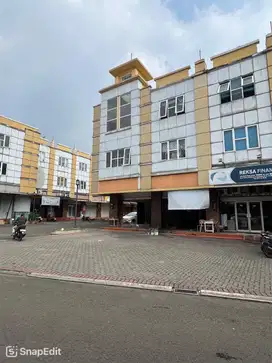 Ruko siap usaha di BSD Golden Bulevard