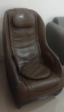 Kursi Pijat Advance
