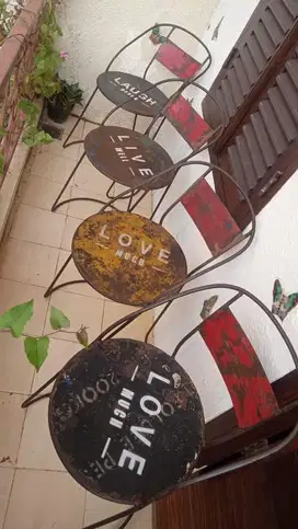 Dijual kursi bekas cafe