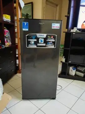 Kulkas 1 pintu 190 liter jarang pakai