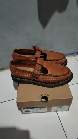 Sepatu DC Dokmark T Andrian Bar