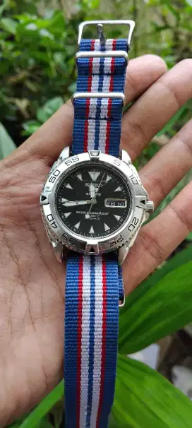 Jam tangan seiko 5 sports
