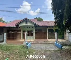 BREBES TAMAN SISWA PADASUGIH RUMAH LUAS PINGGIR JALAN JUAL MURAH
