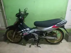 Suzuki satria 2tak 6 speed normal