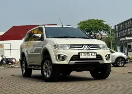 Pajero Sport Dakar VGT 4x2 Diesel 2.4 Matic  A/T Tahun 2015 Putih