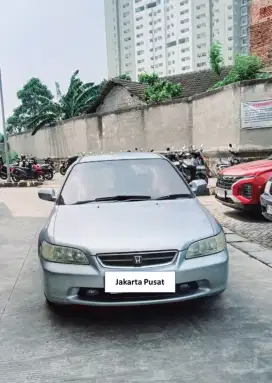 Honda Accord VTI Limited Tahun 2000