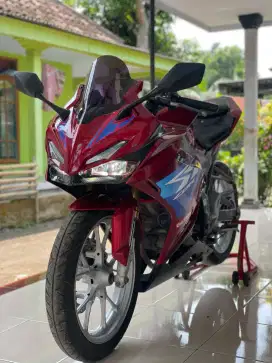 CBR New 2021. Lengkap hidup