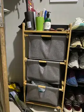 Rak Susun Kayu Mau Pindahan