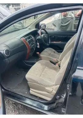 Nissan Grand livina 2012 Bensin