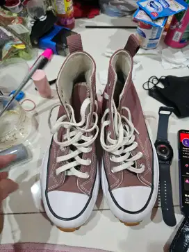 SEPATU ADIDAS CLOUD