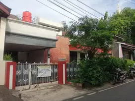 Dijual Cepat Rumah Bonus Kios di cipinang Melayu Jakarta Timur.