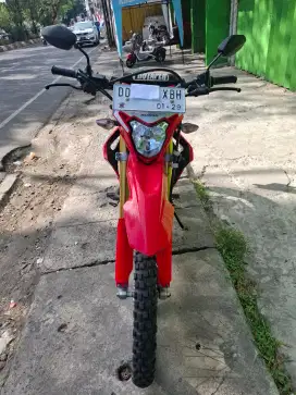 Honda crf 150cc 2023 merah pemakaian 2024