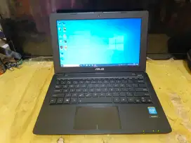 Laptop Asus X200MA Intel Celeron N2840 Ram 2Gb Ssd 128Gb Anti Lemot