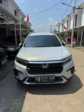 BR-V CVT PRESTIGE 2022