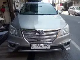 Kijang Innova Barong Diesel