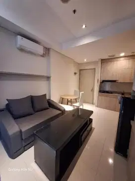 Sewa Apartemen Elpis Residence 2BR Full Furnished Bulanan Tahunan