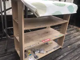 Meja kayu 4 tingkat