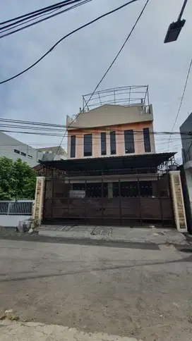 2 Ruko Gandeng Cocok Untuk Usaha Jl. Koblen Tengah Surabaya