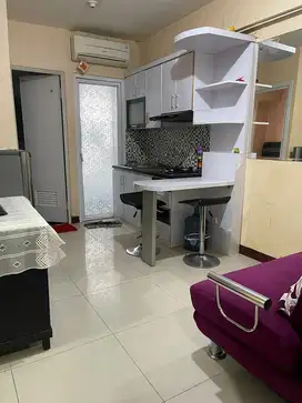 Dijual apartemen the green pramuka city 2 kamar furnish