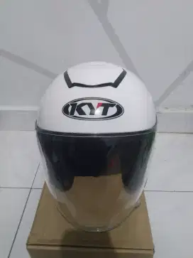 Helm kyto original white ukuran XL