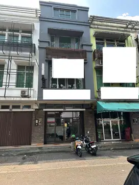 Dijual Ruko di Boulevard BSD, Tangerang Selatan