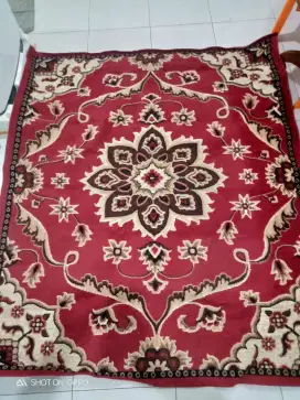 Karpet VERMONT Mewah –Kondisi Sangat Bagus -  Ukuran 1,90 × 2,30 m